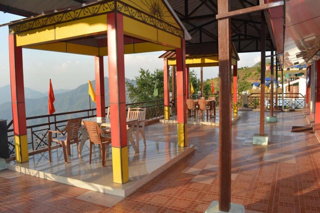 Hotel Crystal Palace Dhanaulti Buitenkant foto