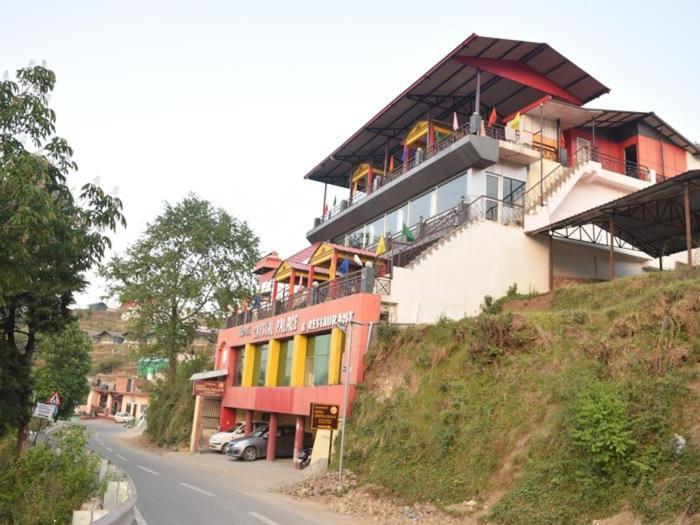 Hotel Crystal Palace Dhanaulti Buitenkant foto